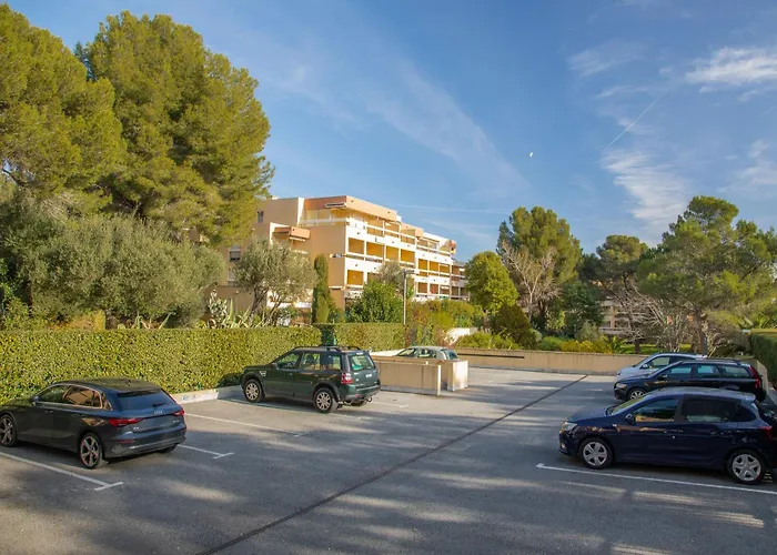 Estivales 2 Apartment *